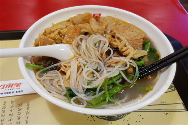 五角星螺蛳粉加盟